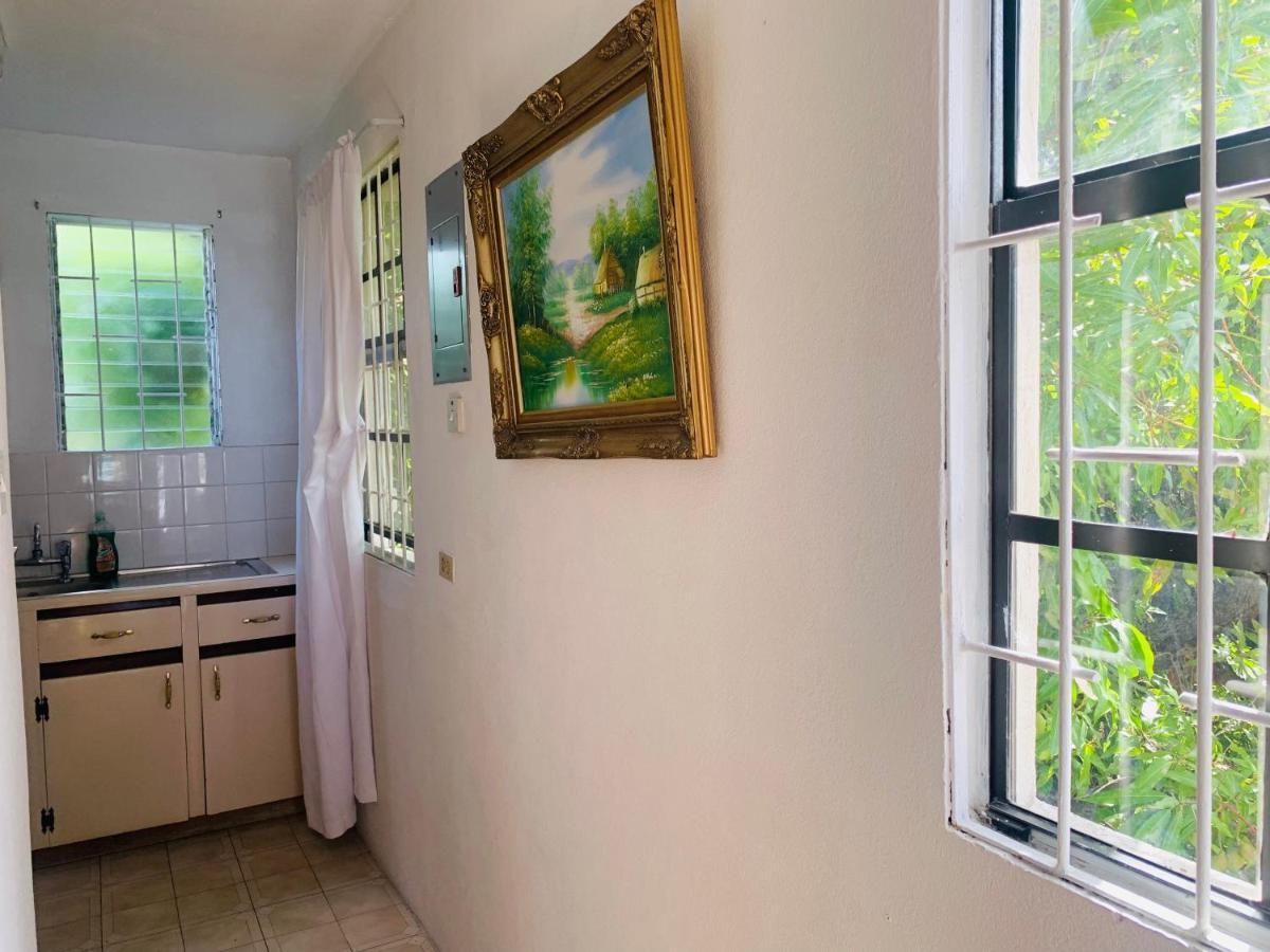 Ocean View Apartments Bridgetown Exterior foto
