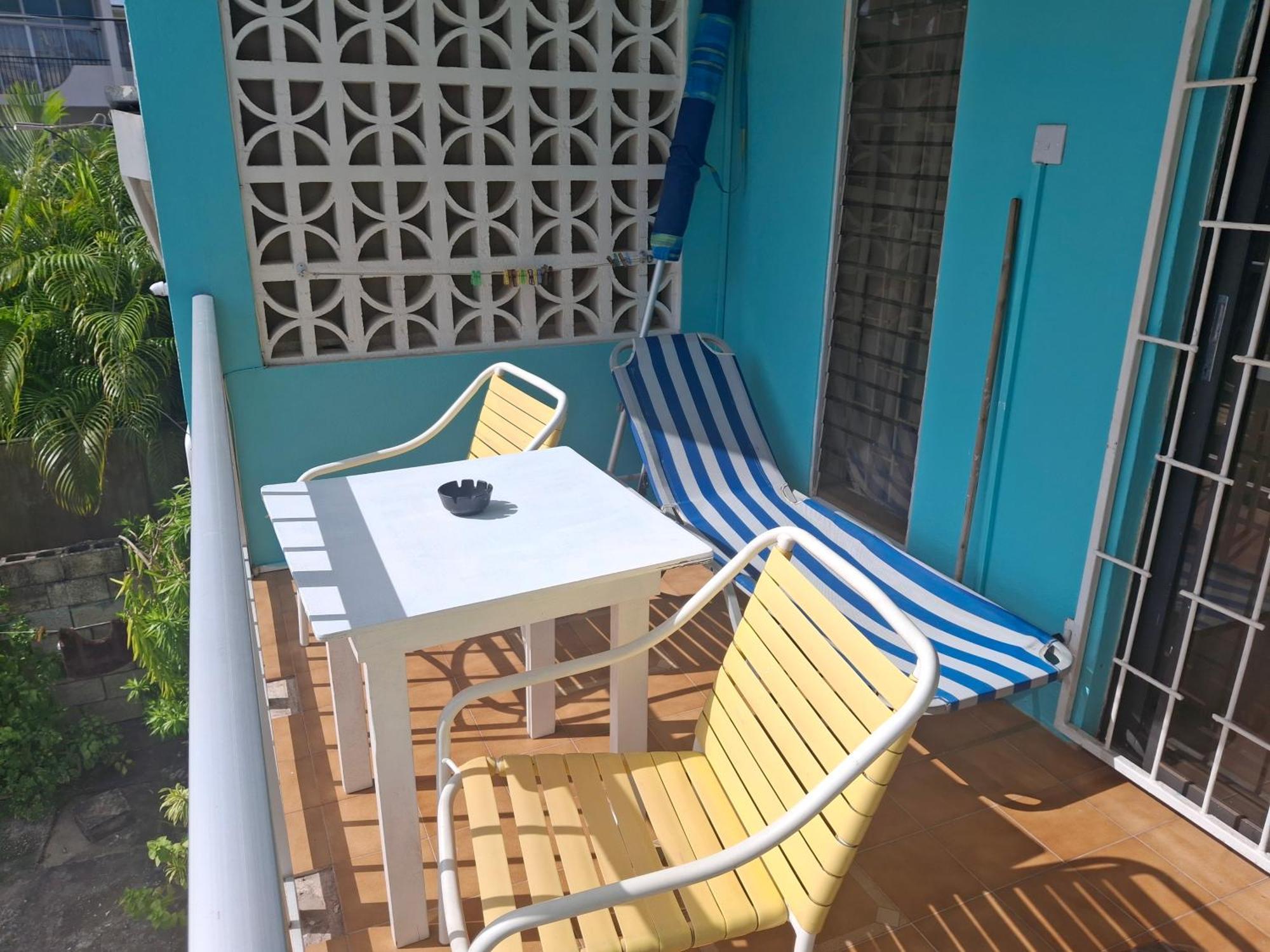 Ocean View Apartments Bridgetown Exterior foto