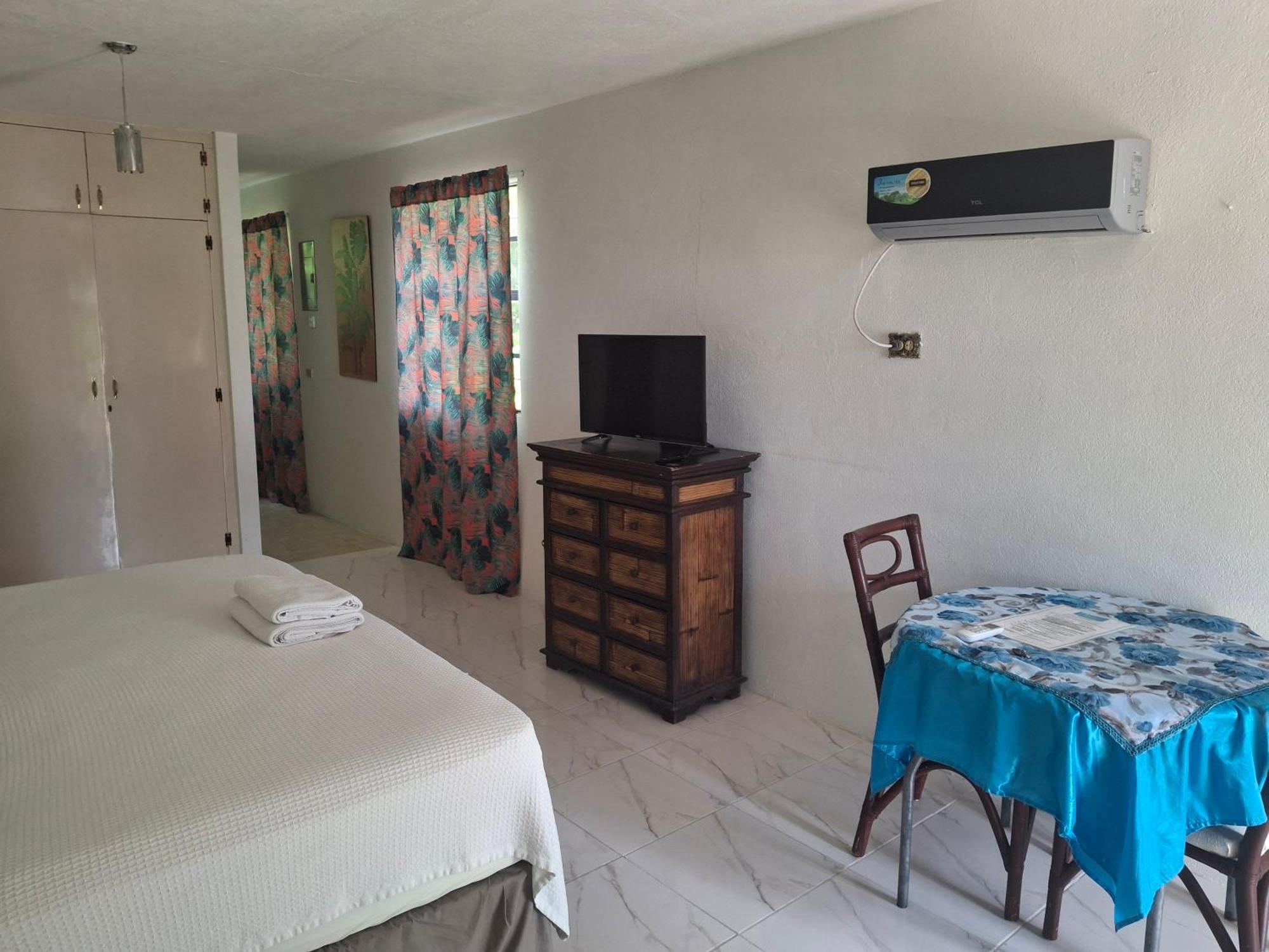 Ocean View Apartments Bridgetown Exterior foto